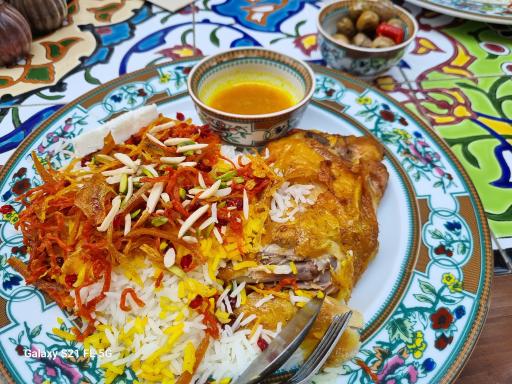 عکس خانه رستوران پادیاو