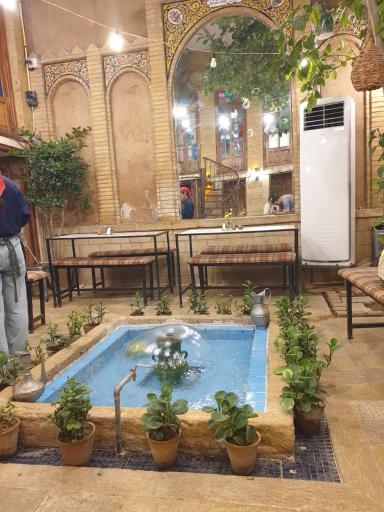 عکس رستوران دوسی