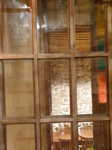 رستوران دوسی