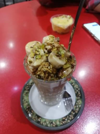 کافی شاپ مهربان