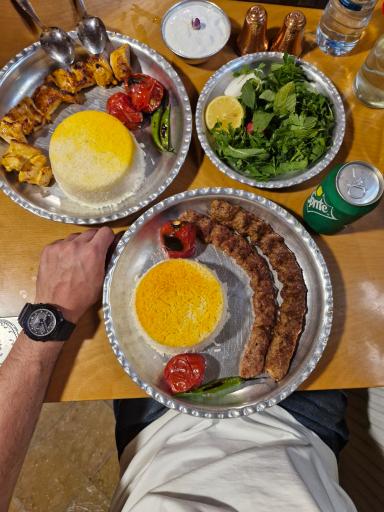 عکس رستوران دوسی