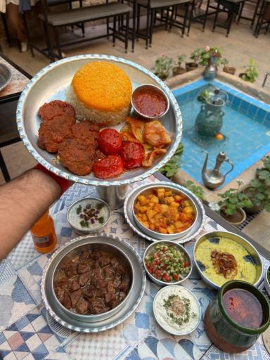 عکس رستوران دوسی