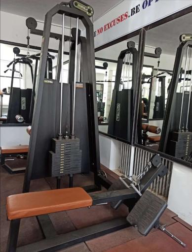 عکس باشگاه فرنوش فیت کلاب