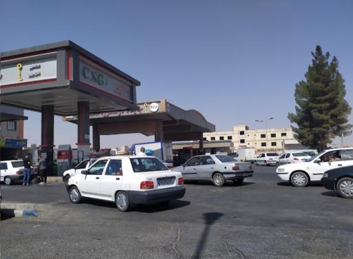 عکس جایگاه ماهدشت بنزین گازوئیل و CNG