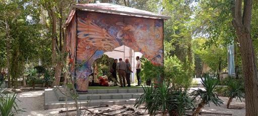 عکس آرامگاه مرحوم استاد محمود فرشچیان