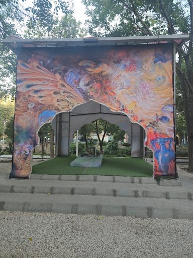 عکس آرامگاه مرحوم استاد محمود فرشچیان