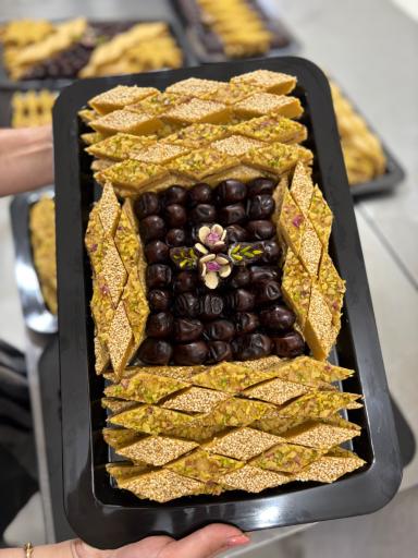 عکس حلوا و رشته خشکار سید