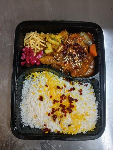 عکس آشپزخانه دیگ و دلبر کاشان