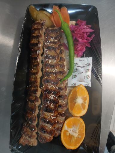 عکس آشپزخانه دیگ و دلبر کاشان