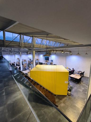 عکس گروه آموزشی علم‌بُد ( Elmbod Educational Group )