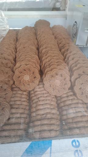 عکس نان و شیرینی تُردینه