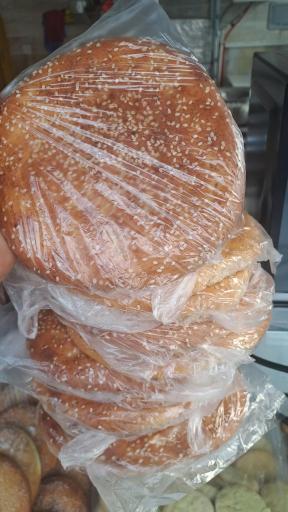 نان و شیرینی تُردینه