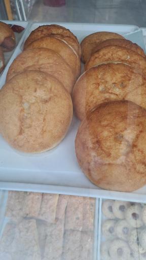 نان و شیرینی تُردینه