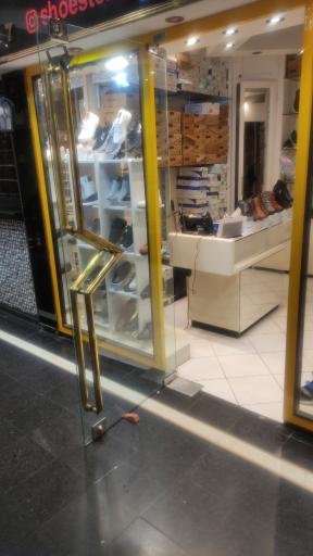 عکس کفش و صندل شوز طبی  فروشگاه مرکزی شهرام طب