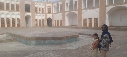 عکس مدرسه شوکتیه