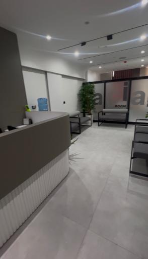 عکس کلینیک دکتر بیتا کلانتریان پوست مو زیبایی لیزر