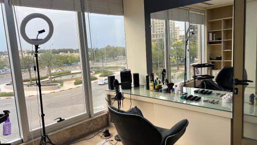 آرایشگاه و پیرایش تخصصی مردانه دانیال