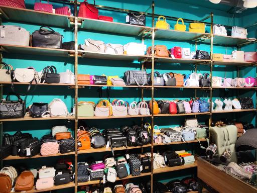 عکس پوشاک خانواده چارسوق