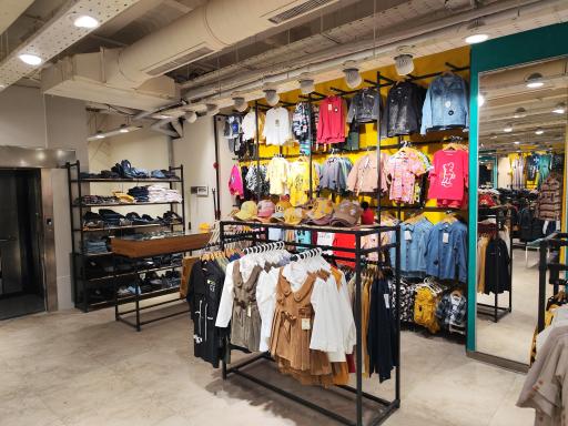 عکس پوشاک خانواده چارسوق