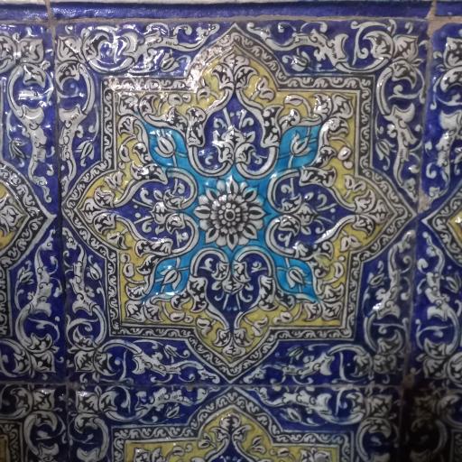 عکس سر قبر آقا