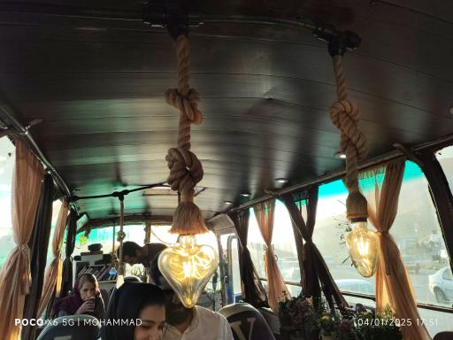 عکس کافه اتوبوس 