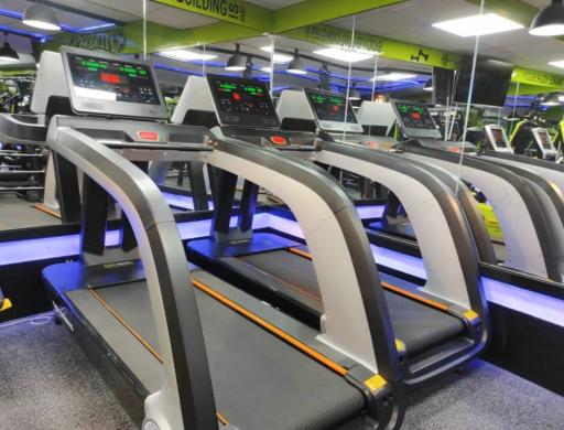 عکس باشگاه بدنسازی پاورهاوس