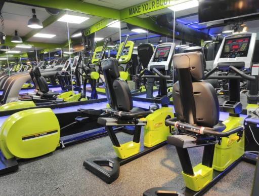 عکس باشگاه بدنسازی پاورهاوس