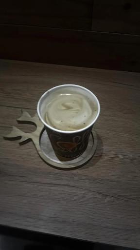 عکس کافه‌ مون