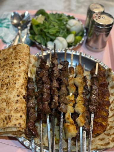 عکس مرکز کباب آقا میرزا