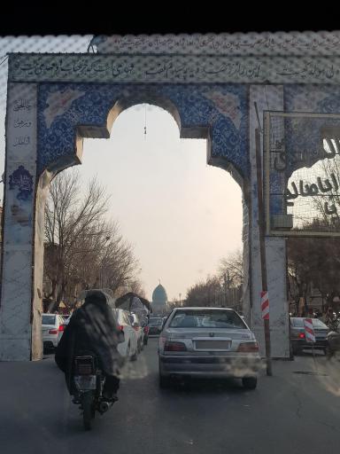 عکس سر قبر آقا