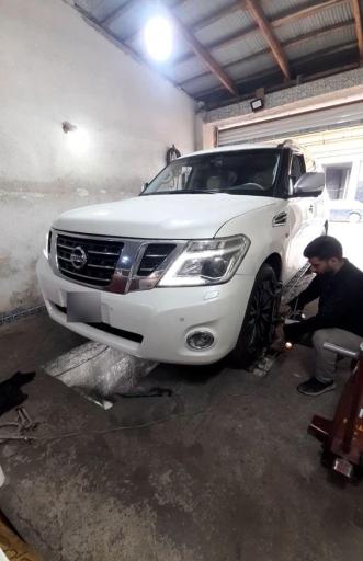 عکس تعمیرگاه جلوبندی بابک