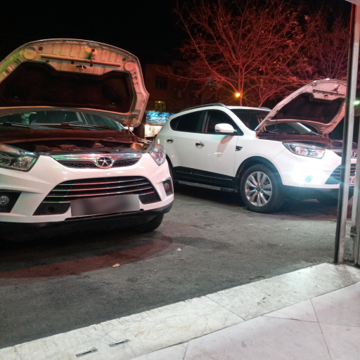 تعمیرگاه خودروهای چینی نادری