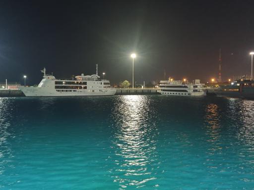 عکس کشتی تفریحی آرتمیس