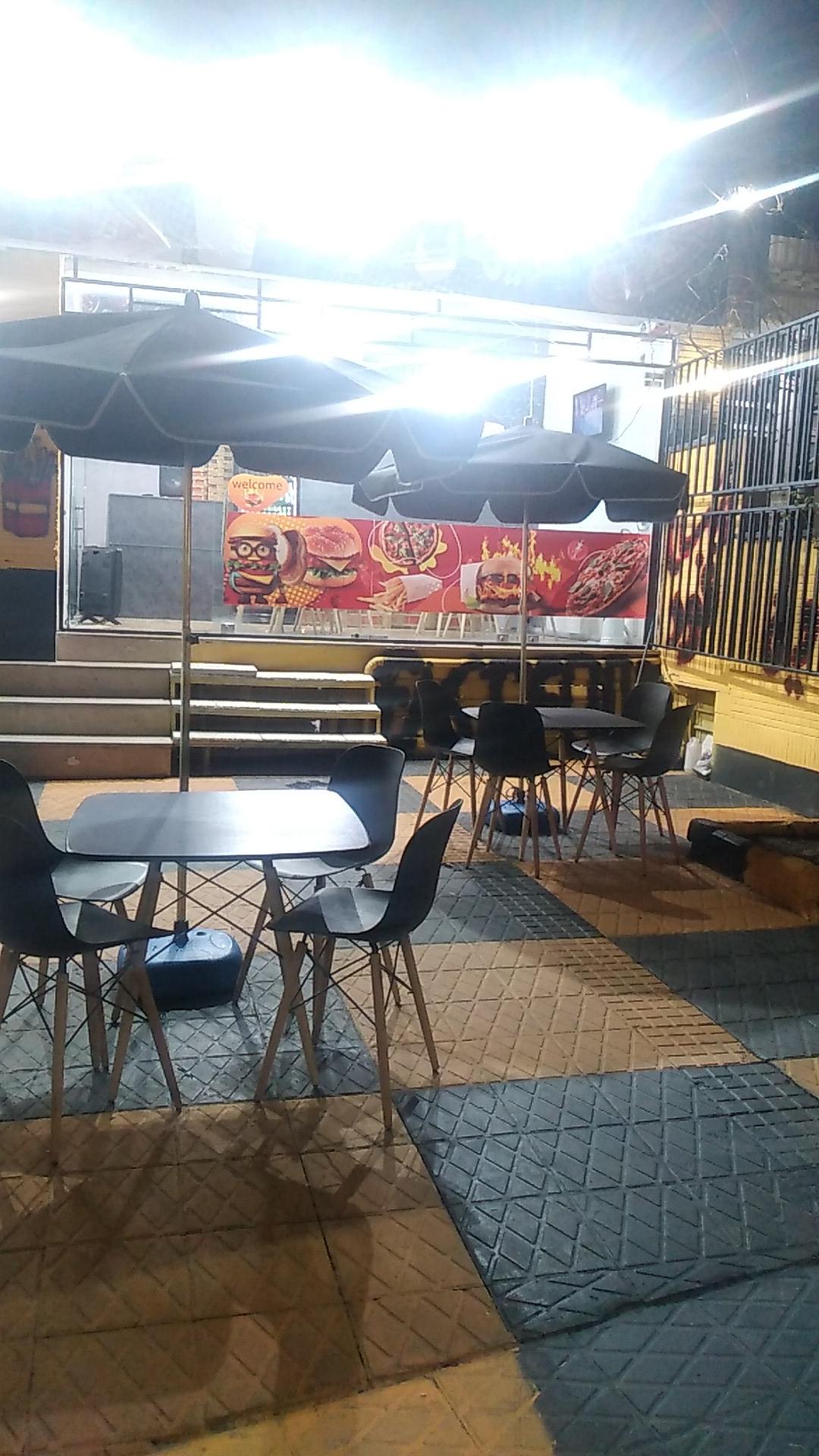 عکس آیهان فود