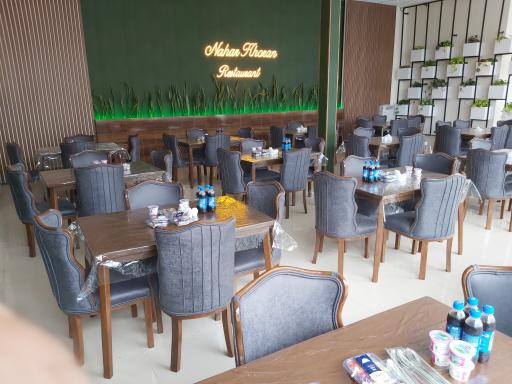 عکس رستوران ناهارخوران