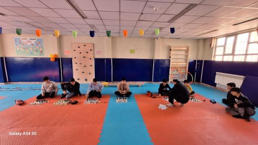 عکس دبستان و دبیرستان پسرانه رشدیه