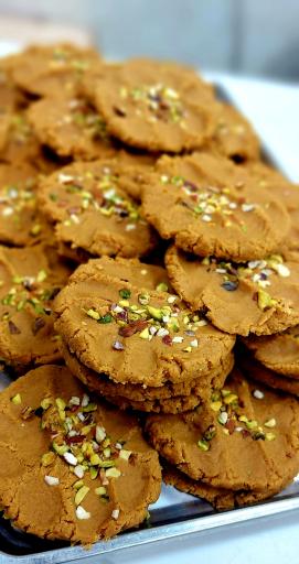 عکس شیرینی فروشی و قنادی نانک مرکزی