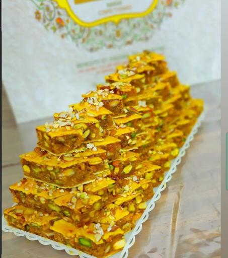 عکس شیرینی فروشی و قنادی نانک مرکزی