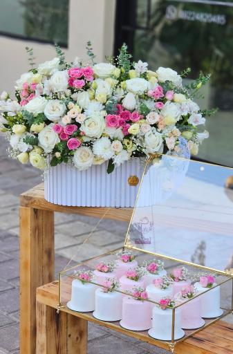 عکس گلفروشی تی تی