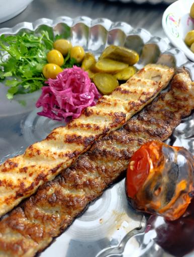 عکس کترینگ ارغوان