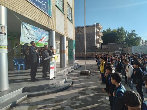 عکس دبستان و دبیرستان پسرانه رشدیه