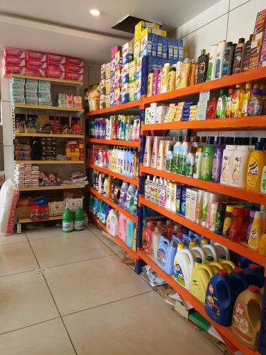 عکس فروشگاه مواد غذایی رادین 