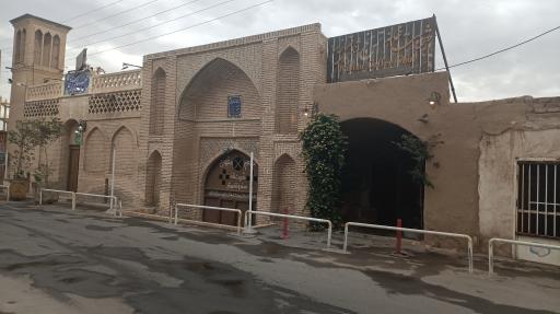 عکس سفره‌خانه سنتی شادقلی خان