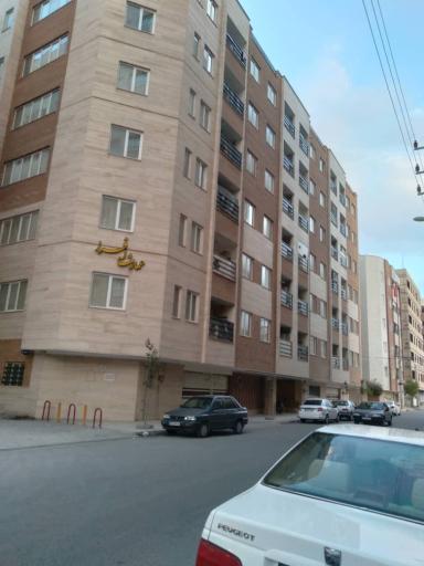 عکس عمارت افرا