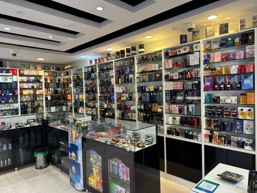 عکس گالری عطر ملکوتی