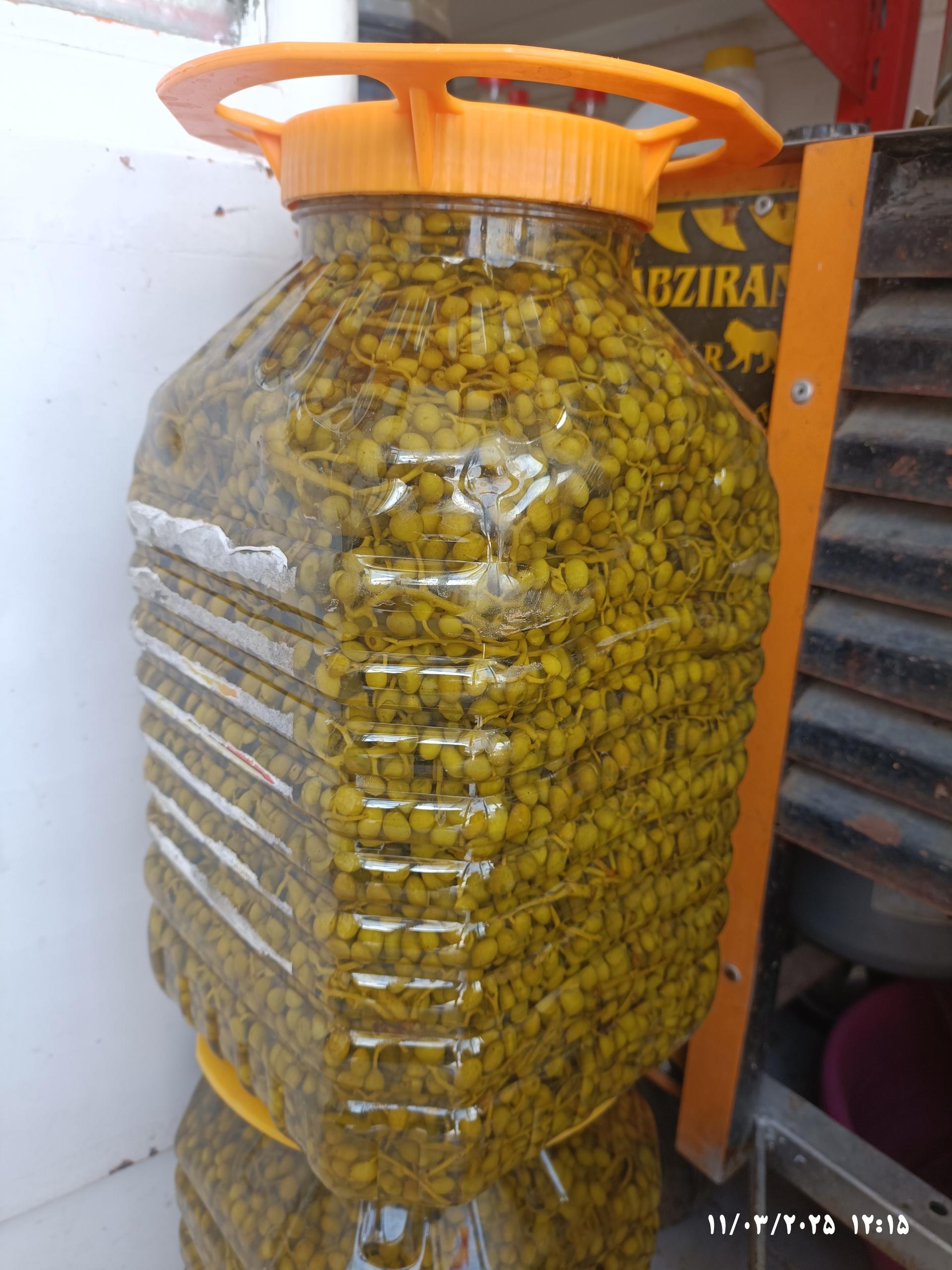 عکس عرقیات وترشیجات زارع زاده