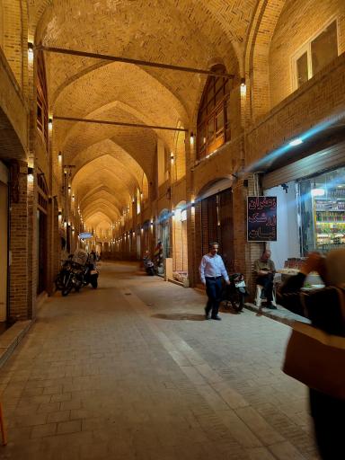 عکس بازار فرش مشهد