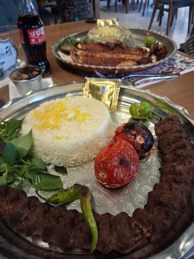 عکس رستوران پیاله