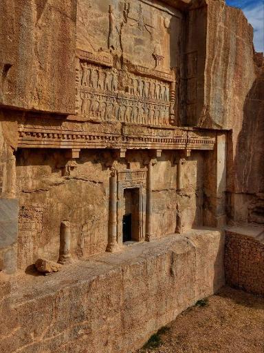 عکس آرامگاه اردشیر سوم