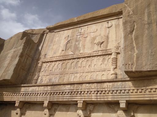 عکس آرامگاه اردشیر سوم